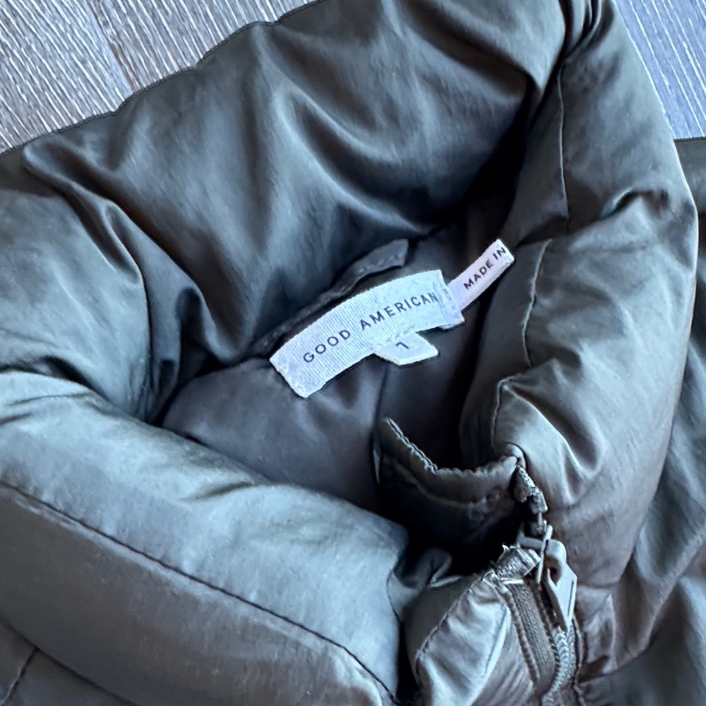 Good American Dark Green Puffer Coat *missing belt* - Picture 5 of 9